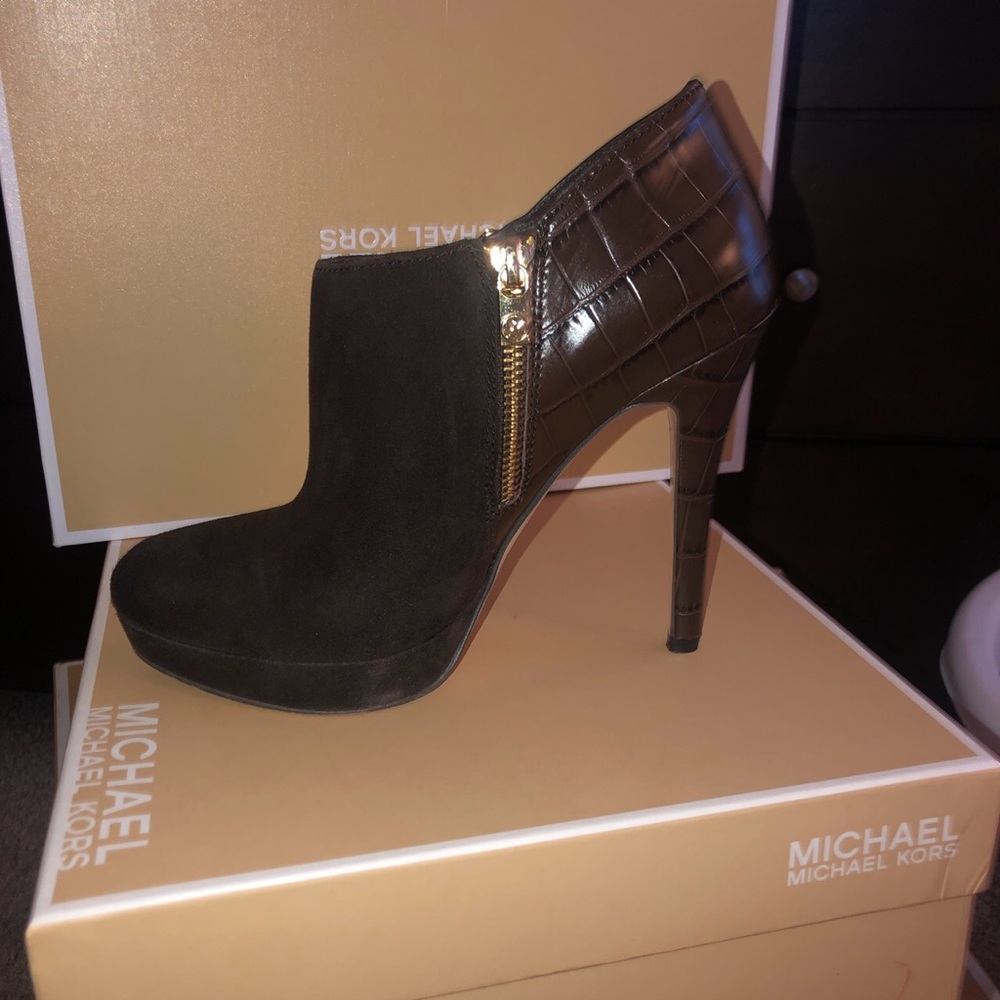 Brown MK heels